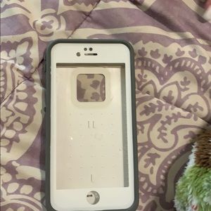 life proof phone case